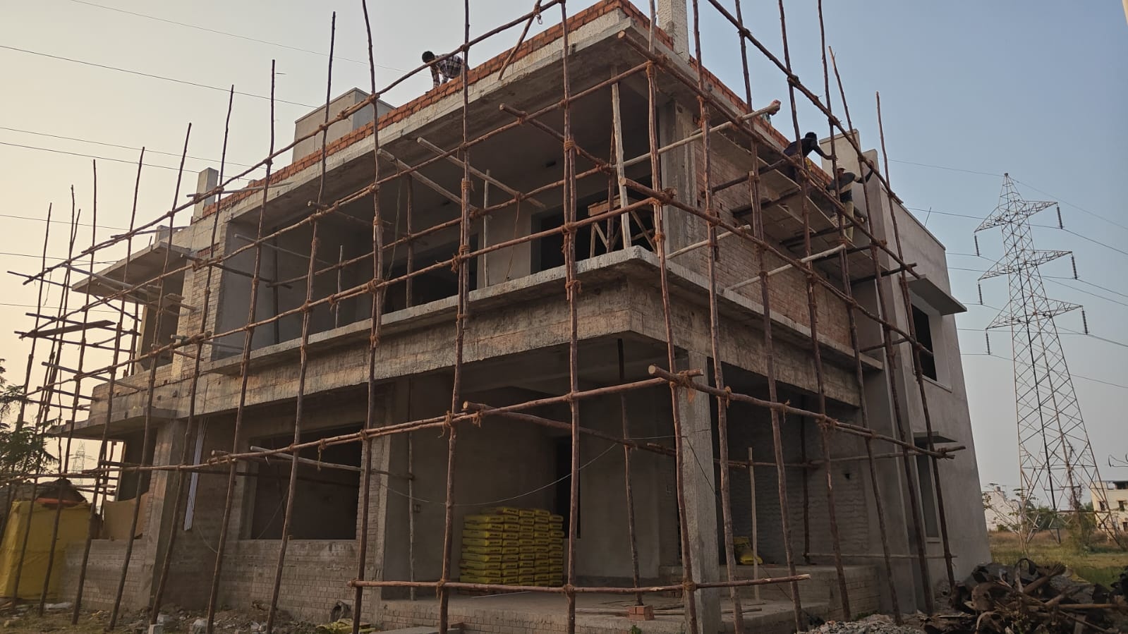 Residential house construction site in Meerut by Construction Village